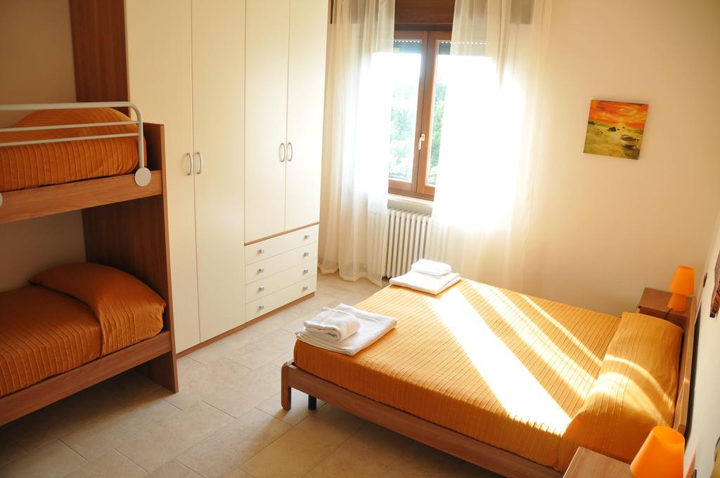 Appartamento Lago Peschiera del Garda Zimmer foto